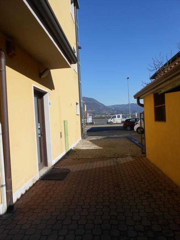 Albergo Villa Eva Costermano Bagian luar foto