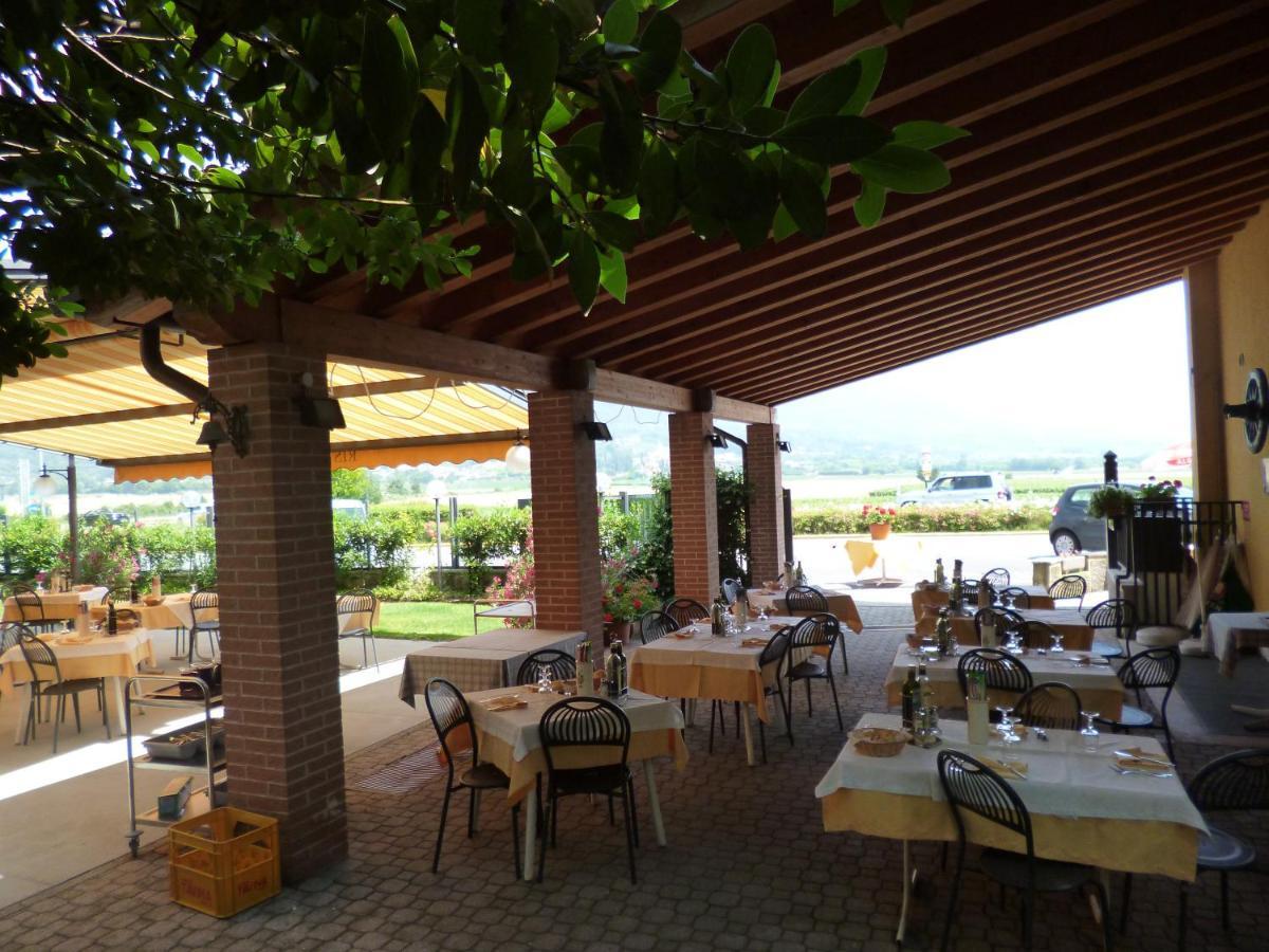 Albergo Villa Eva Costermano Bagian luar foto